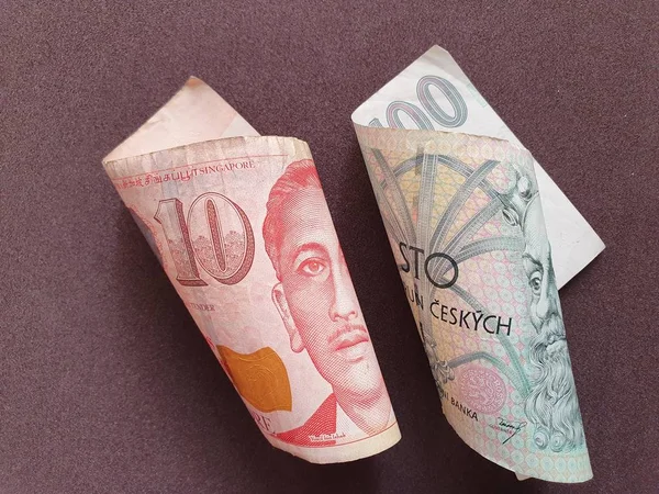 Exchange rate of singaporean and czech money — Stock Photo, Image