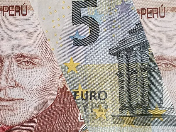 Podejście Banknotów Europejskich Banknotów Peruwiańskich Dwudziestoma Podeszwami — Zdjęcie stockowe