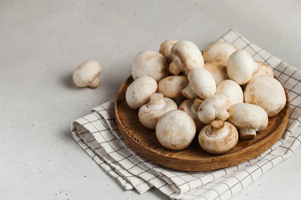 Champiñón Fresco Porcini Setas Plato Madera Comida Para Vegetarianos —  Fotos de Stock