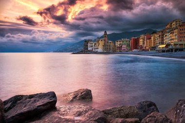 Camogli Cenova yakınındaki bir şehirdir