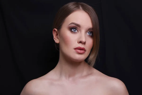 Beauty Fashion Model Woman, portret. Concept Girl face cu pielea perfectă — Fotografie, imagine de stoc