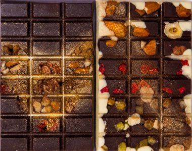 Ev yapımı çikolata. El yapımı tatlılar.