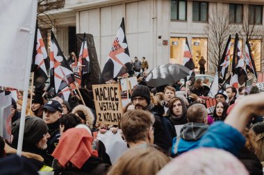 Black Friday - siyah protesto, Polonya
