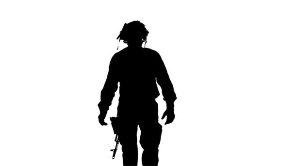 Un uomo camuffato. Silhouette — Video Stock