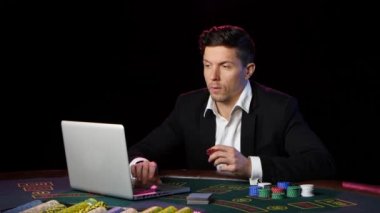 Online casino kumar. Yakın çekim