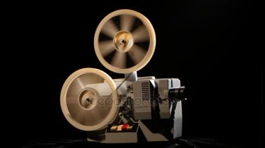 Projektör. Bir makara film sarma