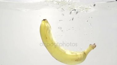 Sarı muz. Ağır çekim