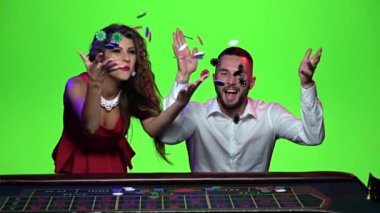 Kadın ve casino oynamak adam kazanmak. Ağır çekim