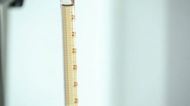 Şişeye ile Test Laboratuvarı