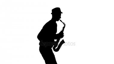 Beyaz arka plan Studio. Siluet jazzman solo saksafon üzerinde gerçekleştirir.