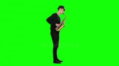 Caz melodileri saksafon üzerinde genç müzisyen tarafından gerçekleştirilen. Stüdyo