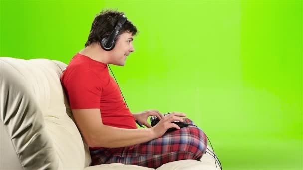 Jouer jeu en ligne joué par un joueur avec de l'expérience — Video