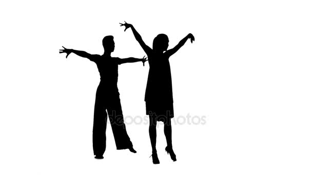 Couple silhouette professionnelle danse samba sur fond blanc. Mouvement lent — Video