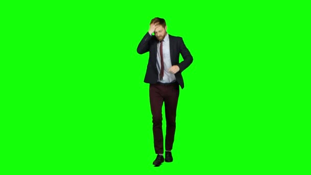 Ember fut, hogy késik egy fontos találkozó. Green Screen — Stock videók