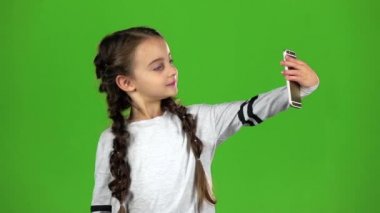 Bebek selfie yok. Yeşil ekran. Ağır çekim