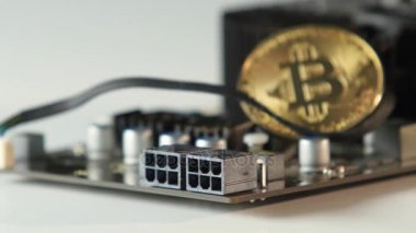 Bitcoin kalkınma yeni bir düzeyde