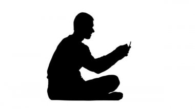 Adam kendini katta oturan gösterir. Beyaz arka plan. Siluet