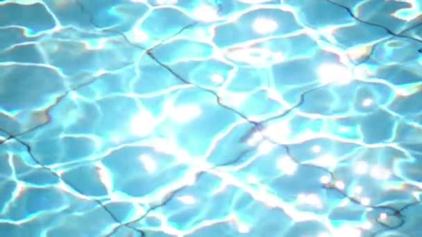 Blauw helder water in het zwembad. Slow motion — Stockvideo