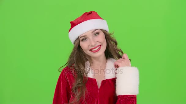 Schneemädchen schickt einen Luftkuss. Green Screen. Nahaufnahme — Stockvideo