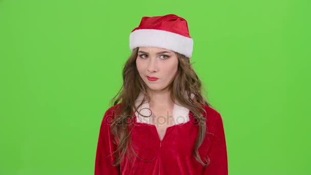 Weihnachtsmann im Anzug zeigt Daumen nach unten. Green Screen. Nahaufnahme — Stockvideo