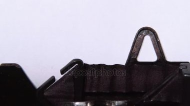 Word zaman bir yaprak kağıda basılı. Yakın çekim