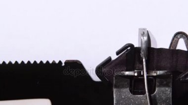 Sadece evlenmiş, bir parça kağıda yazdırılan bir kelimedir. Yakın çekim