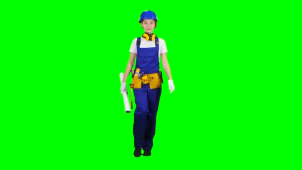 Designer of the construction site carries a drawing. Green screen — Stock Video