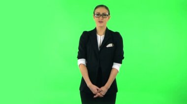 Hüsrana uğramış kız vay canına diyor. Yeşil Ekran