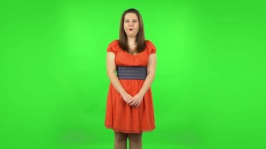 Hüsrana uğramış kız, aman Tanrım diyor ve şoka uğruyor. Yeşil Ekran