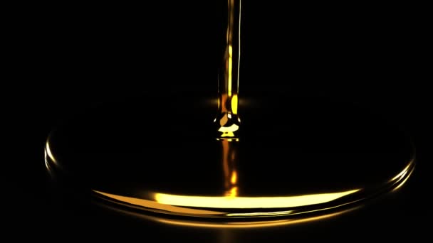 Realistische animatie van goud verf gieten op platte spiegel oppervlak op zwarte achtergrond. 3D Animatie. Sluiten. — Stockvideo