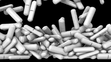 Beyaz eczacılık hapları siyah arka plana doğru yığılıyor. 3D animasyon alfa kanalı ile yakın plan. Geçiş efekti.