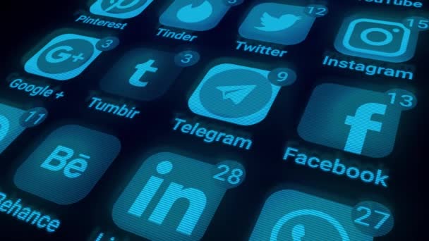 Rörelse grafisk video animation som illustrerar sociala medier appar med växande antal anmälningar på smartphone, svart skärm med blå skugga. Närbild — Stockvideo