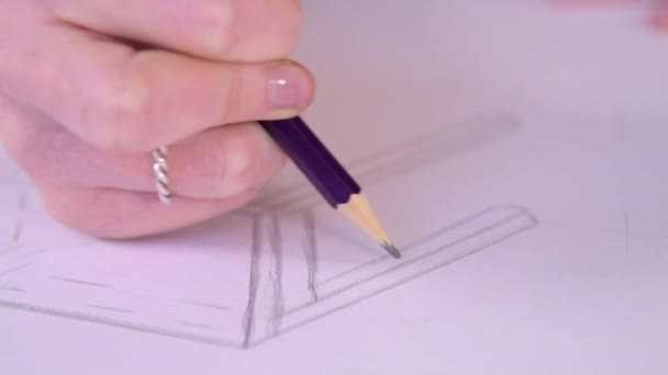 Zwolnione Zbliżenie Kogoś Używającego Ołówka Szkicowania Projektu Papierze — Wideo stockowe