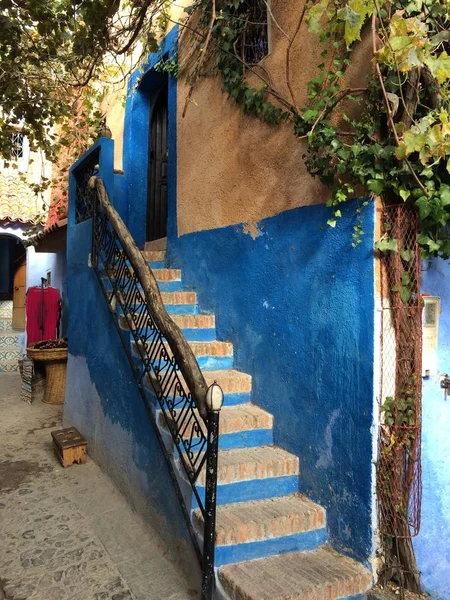 Chefchaouen Patio Local Con Escaleras — Foto de Stock