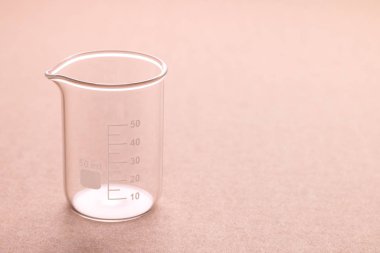 boş bir bardak 50 ml beher 