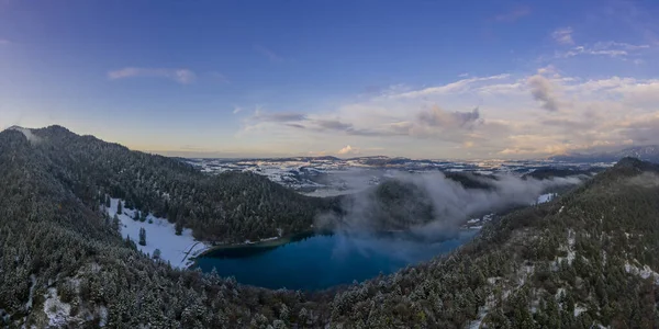 Lago Alatsee Bavaria Inverno Con Vista Sul Tramonto Alla Foresta — Foto Stock