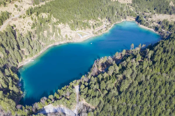 Vista Aerea Superiore Fresco Blu Lago Urisee Nel Verde Foresta — Foto Stock