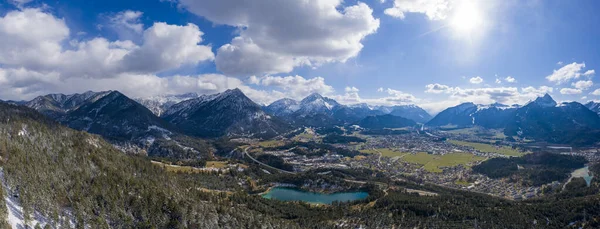 Panorama Del Bacino Circolare Della Valle Profonda Reutte Breitenwang Con — Foto Stock