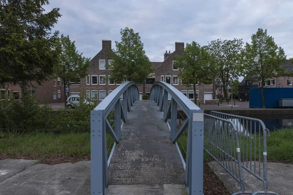 Vattenkanal Meppel Holland Vid Soluppgången Bakgrunden Himlen Med Moln — Stockfoto