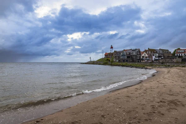 Море Пляж Біля Маяка Урку Голландія Задньому Плані Грозові Хмари — стокове фото