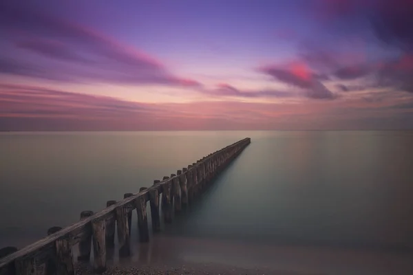 Вуден Волнолом Море Восходе Солнца Хинделопен Голландии Небо Голубое Небо — стоковое фото
