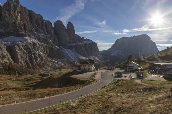 Het Zonnige Landschap Van Het Schiereiland Gardena Italiaanse Dolomieten — Stockfoto