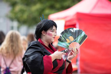 Brno, Çek Cumhuriyeti, 28 Eylül 2019 - Zombi Yürüyüşü Brno - Brno yürüyüşü sırasında maske takan insanların portreleri.