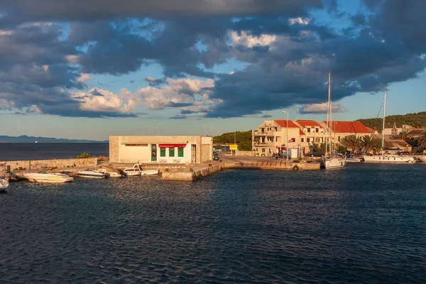Blick Auf Meer Und Berge Vom Hafen Sucuraj Kroatien Der — Stockfoto