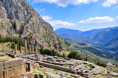 Yunanistan Delphi Harabeleri