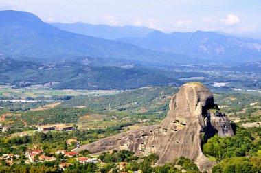 meteora manastırları
