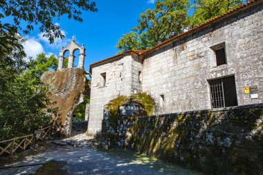 San Pedro Manastırı kayaçların