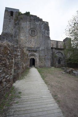 Carboeiro'nın St Lawrence Manastırı