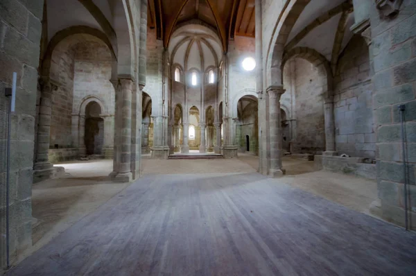 Carboeiro'nın St Lawrence Manastırı