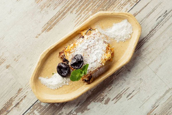 Dessert auf dem Tisch Essen Foto. Süßspeise für Restaurant und Café. — Stockfoto